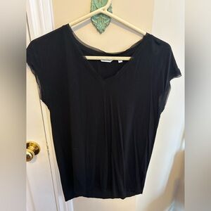 Reitmans Black V-Neck Cap Sleeve Top